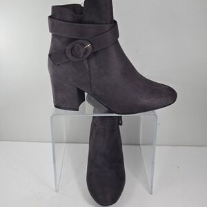 Refresh Womens Grey Faux Suede Buckle Strap Block Heel Ankle Boots Size 10